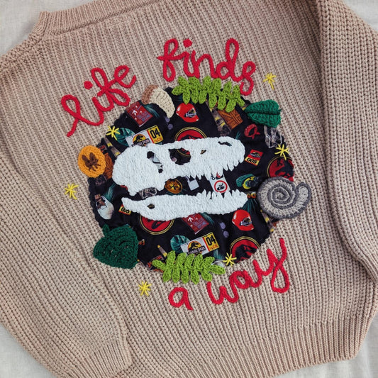 Life Finds a Way 🦖 Jurassic Park Organics Cotton Jumper - Age 3 years